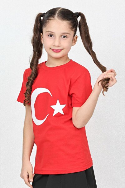 MaviMoure Red Bear Short Sleeve Show T-Shirt