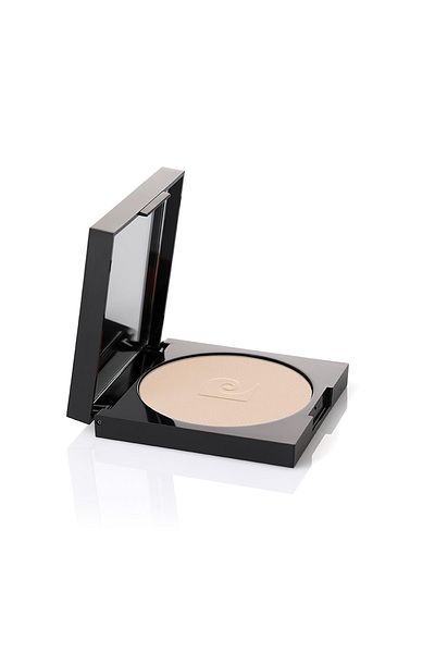 Pierre Cardin Porcelain Edition Compact Powder - Golden Beige