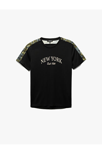 Koton Αθλητικό μπλουζάκι με λαιμόκοψη με λεπτομέρεια με σλόγκαν με κοντό μανίκι