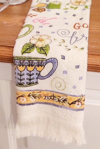 CNR Garden Printed Towel |   40X60 cm Hand and Face Towel Set |   Kitchen Towel |   Wooden Base
