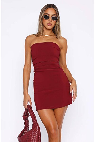 ecemore فستان قصير من القماش المرن بدون حمالات باللون العنابي