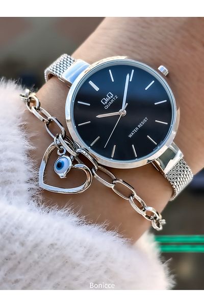 Q&Q Silver Color 35mm Case Diameter, Mesh Steel Thin Cord (1cm) Women's Wristwatch + Heart Bracelets