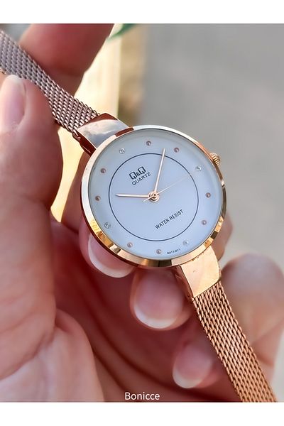 Q&Q Rose Color 30mm Case Diameter - Wire Mesh Steel Thin Band Stone Detailed Women's Wristwatch & Heart Bracelets