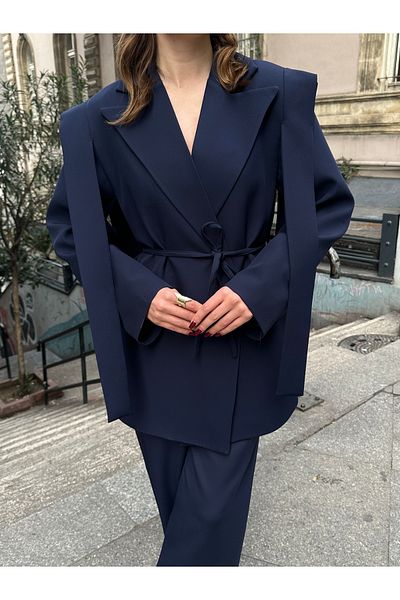 VOLT CLOTHİNG Γυναικείο σακάκι μπλέιζερ με λεπτομέρεια ώμου με κορδόνι