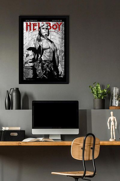 Saturn Hellboy în cadru - Pictură poster de film