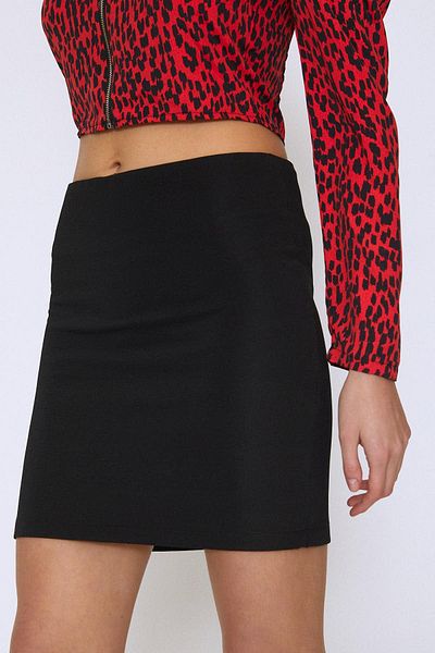 Quzu Beige Mini Knitted Skirt