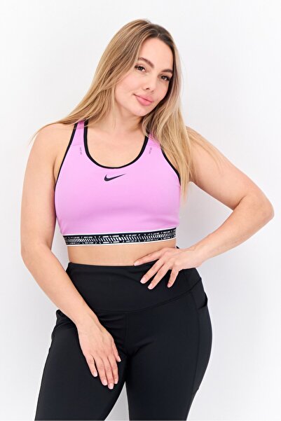 Nike حمالة صدر رياضية غير مبطنة بشعار العلامة التجارية للنساء، أرجواني