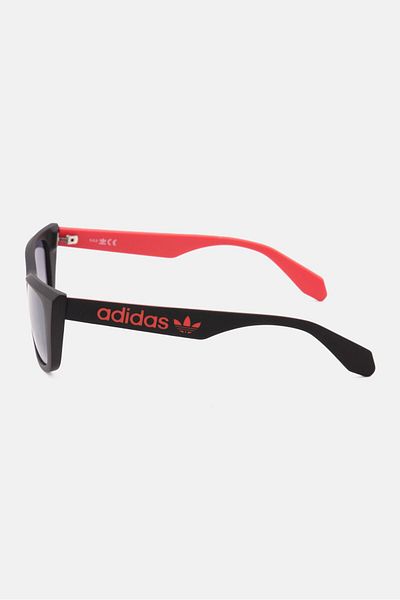 adidas نظارة شمسية رياضية للنساء OR0027، باللون الأسود