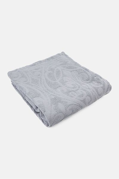 Tahari Home Jacquard Chenille Textured Throw 127 X 152 Cm, Grey