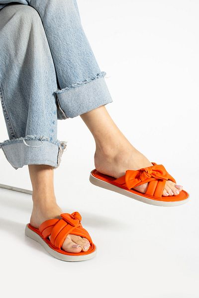 Enova Women's Comfortable Sole Flexible Daily Lightweight Stylish Modern Young Mother Slippers Narrow Fit