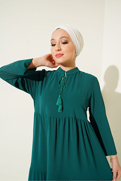 Bigdart 1627 Yaka Bağcıklı Tesettür Elbise - Zümrüt Yeşili
