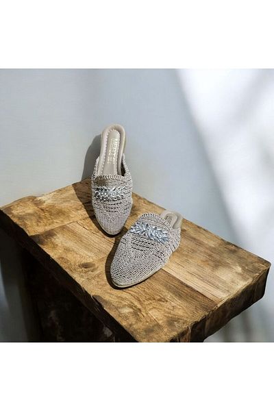 redtan Straw Slippers |   Closed Front Mesh Lace |   Stone Detailed |   Stylish Summer Home Beach Vacation Slippers