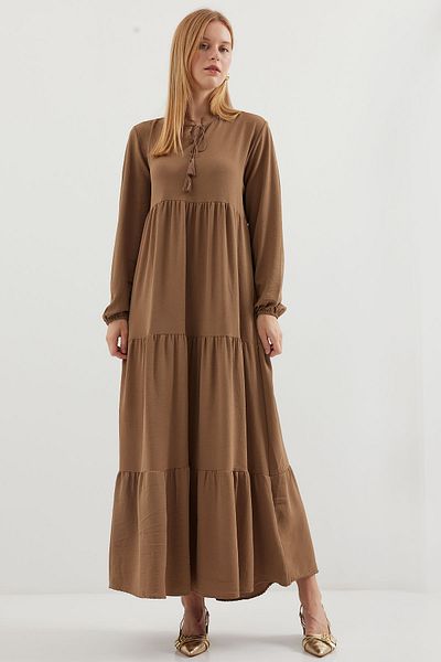 Bigdart 1627 Modell Milchbraunes Hijab Kleid - Kragen mit Schnürung