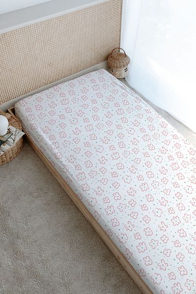 Tuğba Kuğu Printed Flat Sheet - Pure Baby Series - Hello World