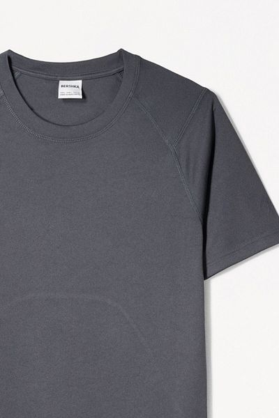Bershka Slim fit short sleeve T-shirt with seam details