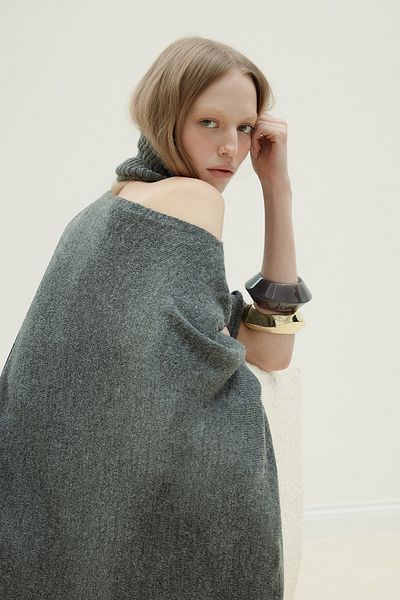 Suud Collection Smoked Knitwear Cape