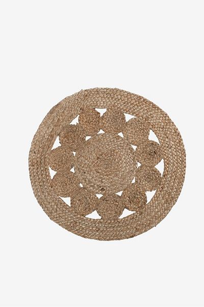 Muy Mucho Round Lace Jute Rug, Natural