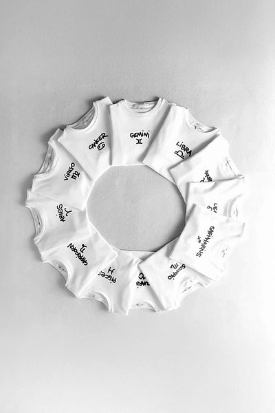 Sekizbiraltı Λευκό Crop Top με στάμπα Pisces