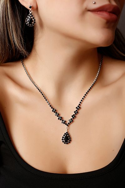 HUBANN Black Stone Jewelry Set with Teddy Bear Keychain - Gift Product for Lover