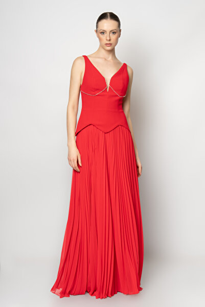 RENGIN Yakası ve göğüs altı taş şeritli şifon pilisoley etekli abiye elbise