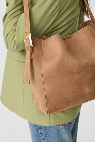 Stradivarius Tokalı çapraz kol çantası