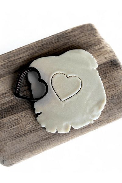 Home Valentine's Day Cookie Mold, Serrated Heart Cookie Mold