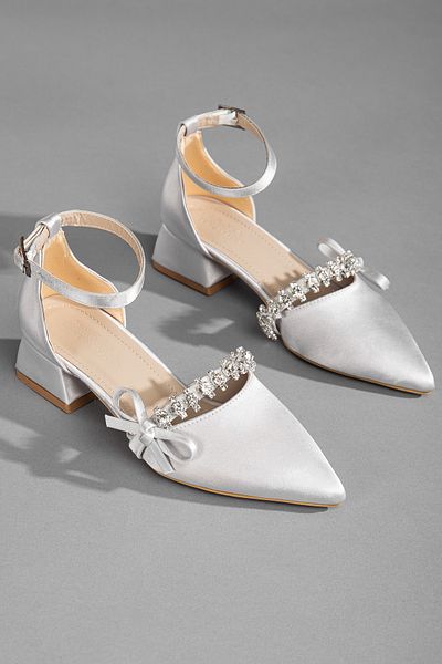 camaiore Women's Silver Satin Mini Heeled Shoes Stone Embroidered Pointed Toe Sveta