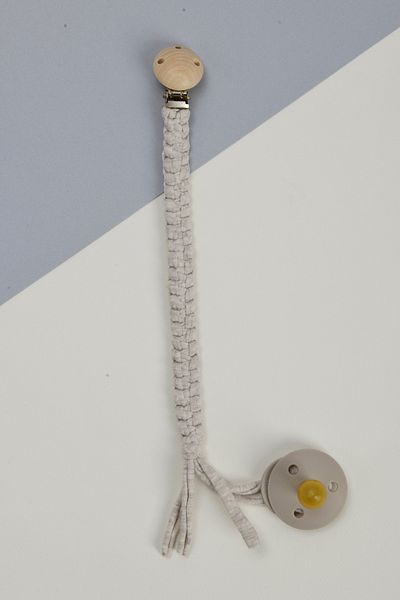 e&f Store Hand Knitted Natural Wooden Pacifier Holder - Plain - Gray