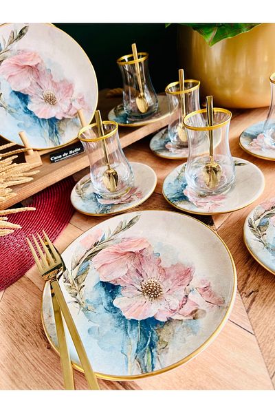 CASA DE BELLA Pink 18-Piece 6-Person Gilded Tea Set