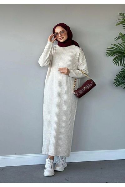 Gülce moda Πλεκτό φόρεμα εκρού με ραβδώσεις - ασορτί
