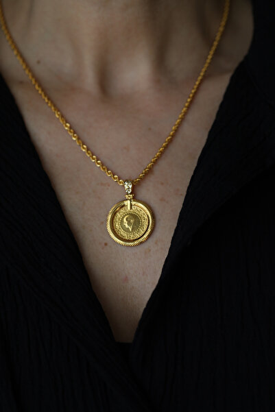 Yenigün Kuyumculuk 14 Ayar Altın Balıksırtı Çerçevede 22 Ayar Altın Çeyrekli Kolye Ucu