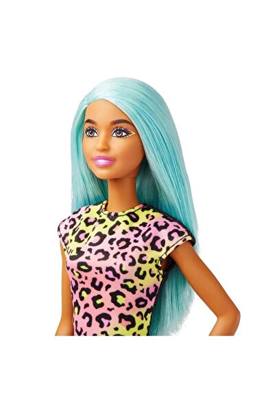 Barbie ® Kariyer Bebekleri Serisi - Makyöz | HKT66