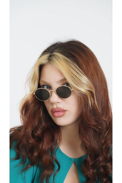 TomyHelf Black Oval Design Women's Sunglasses - Gold Frame Glass