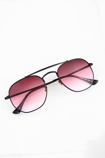TomyHelf Unisex Red Gradient Glass Geometric Black Metal Frame Sunglasses