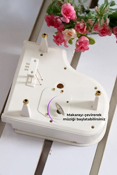 nesever Hareketli Piyano Müzik Kutusu Hd118