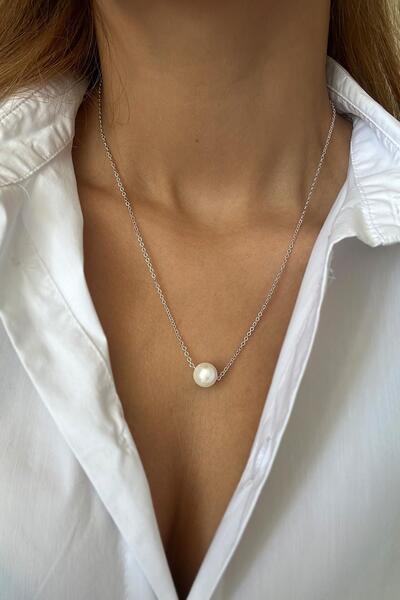 New Obsessions Single Pearl Necklace Silver Color
