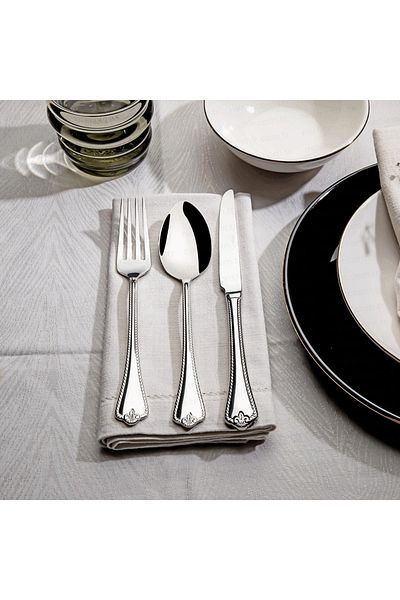Nehir Cutlery set. (Spoons - forks - knives). Consists of 89 pieces. With luxury wooden box.