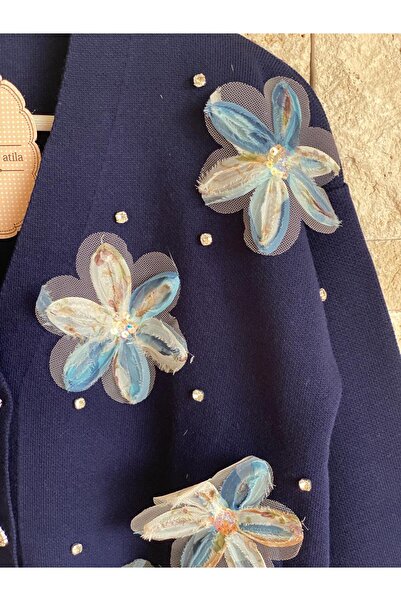 Hatun Atila HatunAtila Tül Çiçek Ve İnci Detaylı Hırkalı Triko Hırka Lacivert