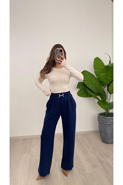 Nazline Women's Buckle Detailled Pleated Crepe Loose Leg Pants