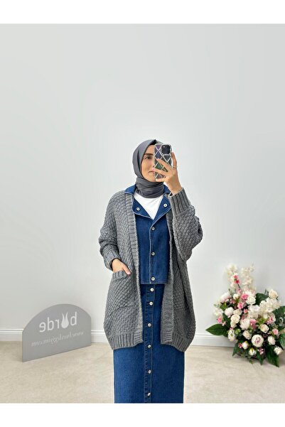 BÜRDE سترة تريكو مزخرفة من قماش الدنيم