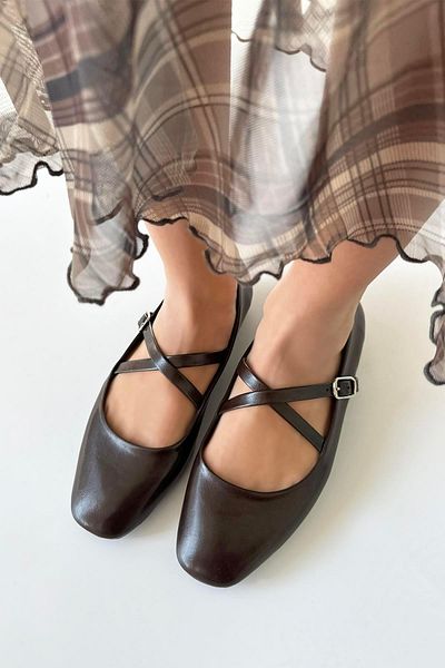 STRASWANS Blake Women - Wrinkled Leather Ballerinas, Cross Belt Detail, Brown
