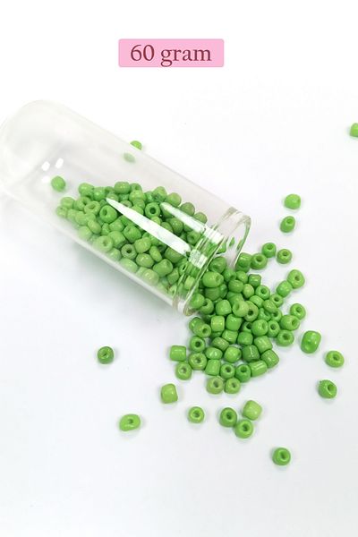 STUMBANNG Bulky Glass Sand Beads Large Size (6/0) 4 mm - 60 Grams - Green - Bnc108