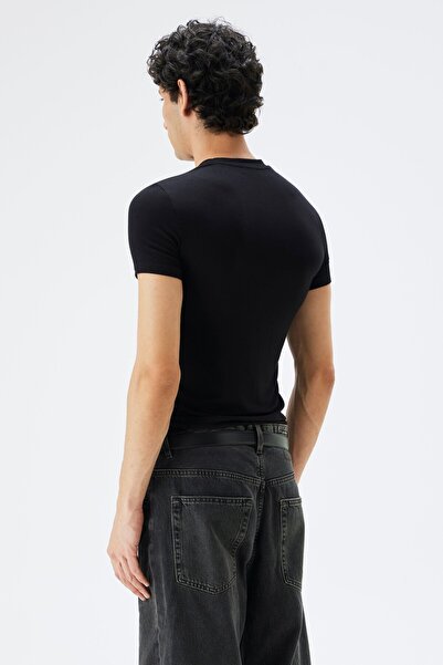 IAMNOTBASIC Vincent Tişört - Siyah