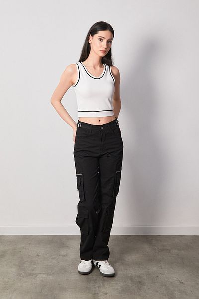 Fulla Moda Body cu gât în ​​U cu nervuri