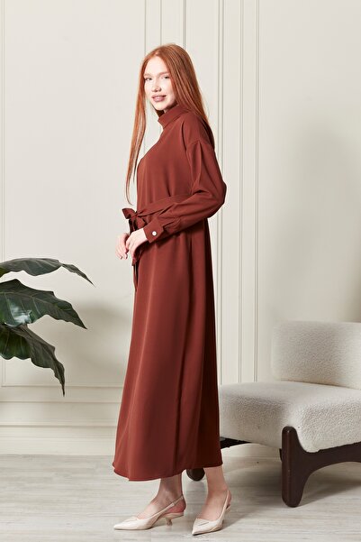 Women's Upright Neck Woven Dress with Belt Detail