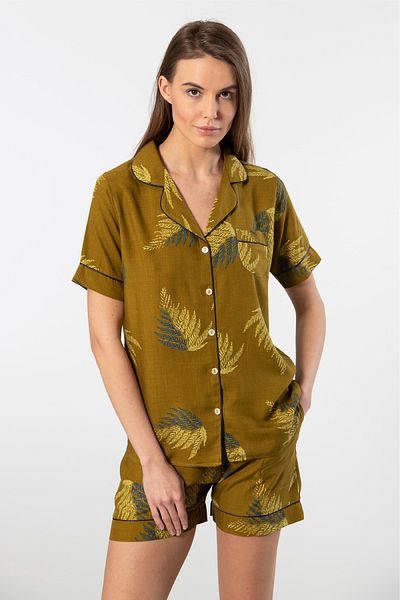 TÜREN Viscose Fabric, Shirt Collar, Women's Shorts Set, Leaf Print, Short Sleeve, Pocket