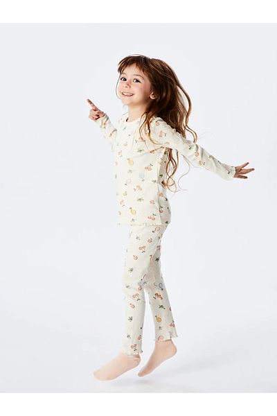 LC Waikiki Lcw Kids Ecru Girls Pajamas Set - Crew Neck, Printed t t