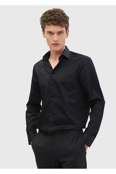 Ramsey Einfarbiges, klassisch gewebtes Hemd aus 100 % Baumwolle im Regular Fit