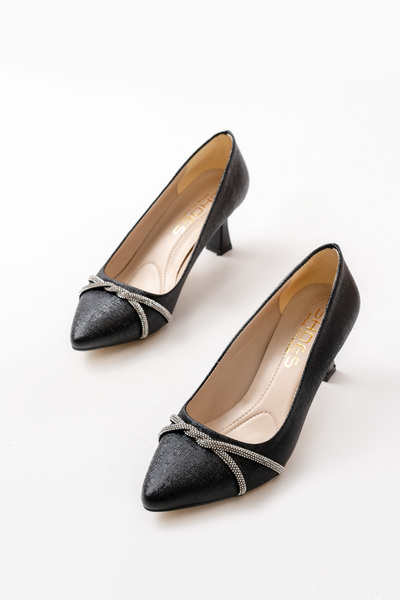 macella Pantofi cu toc de damă cu aspect satinat strălucitor și detalii de pi...