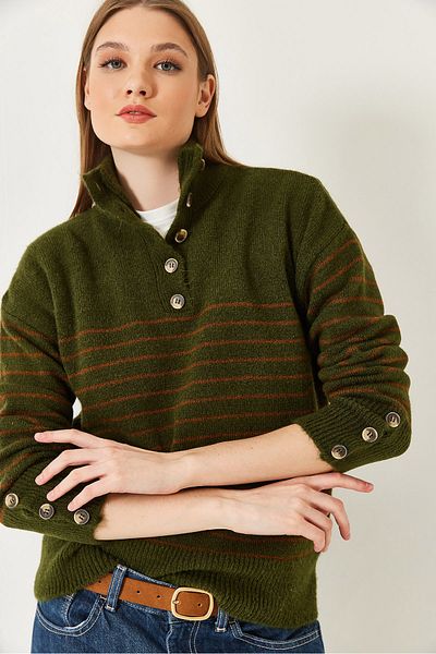 Bianco Lucci Women's Sleeve Buttoned Placket Sweater 20247584